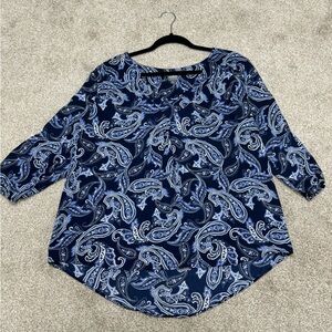 Beautiful blouse from New York & Company size XL